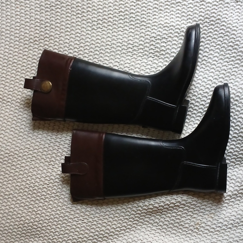 Banana Republic Black and Chocolate Brown Rider Rainboots. Size 8. EU38.